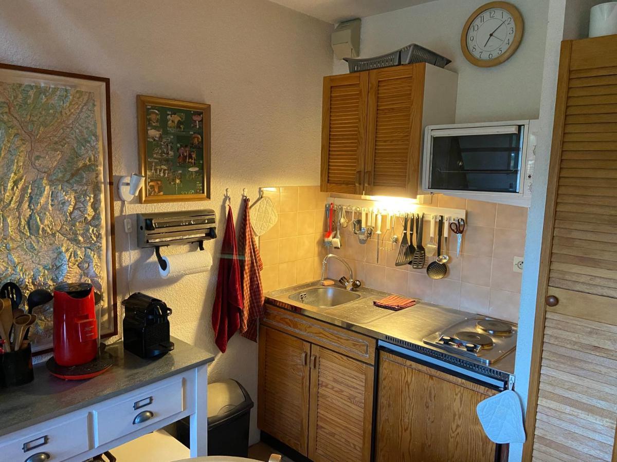 Plenouze Apartment อูทรองส์ ภายนอก รูปภาพ