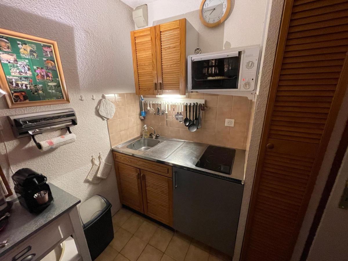 Plenouze Apartment อูทรองส์ ภายนอก รูปภาพ